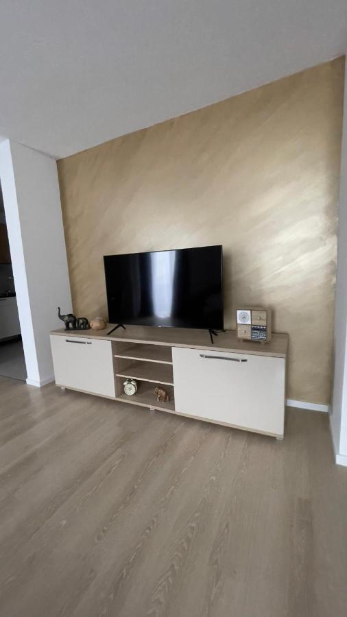 Апартаменти Apartman Lux Zepce Екстер'єр фото