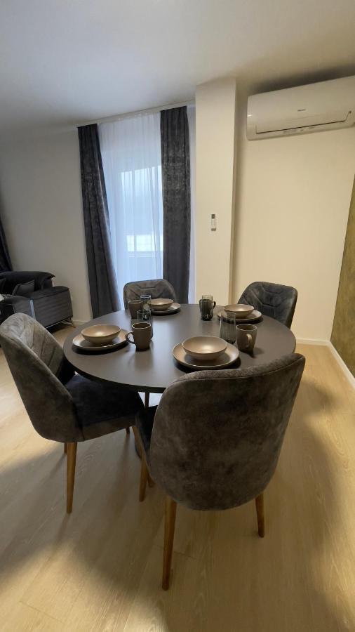 Апартаменти Apartman Lux Zepce Екстер'єр фото